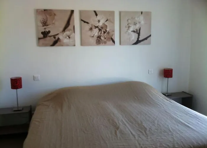 Prázdninový dům Rez De Villa, Vue Panoramique Et Montagne ! Vico